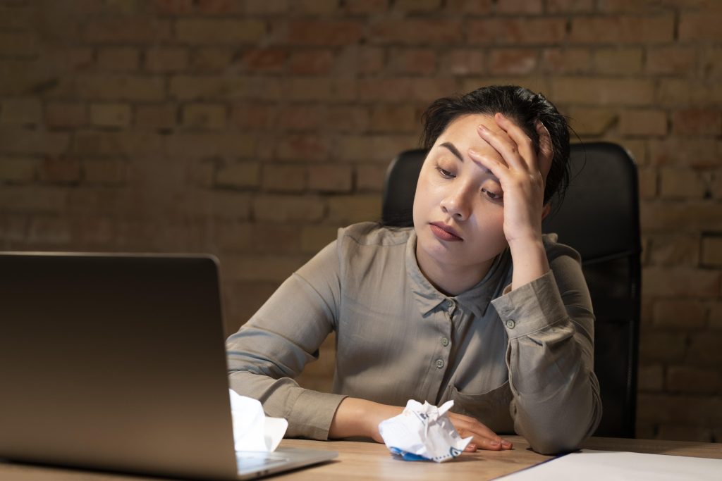 how businesses lose 30% of their ad budget due to poor attribution, weak targeting, and over-reliance on dashboards