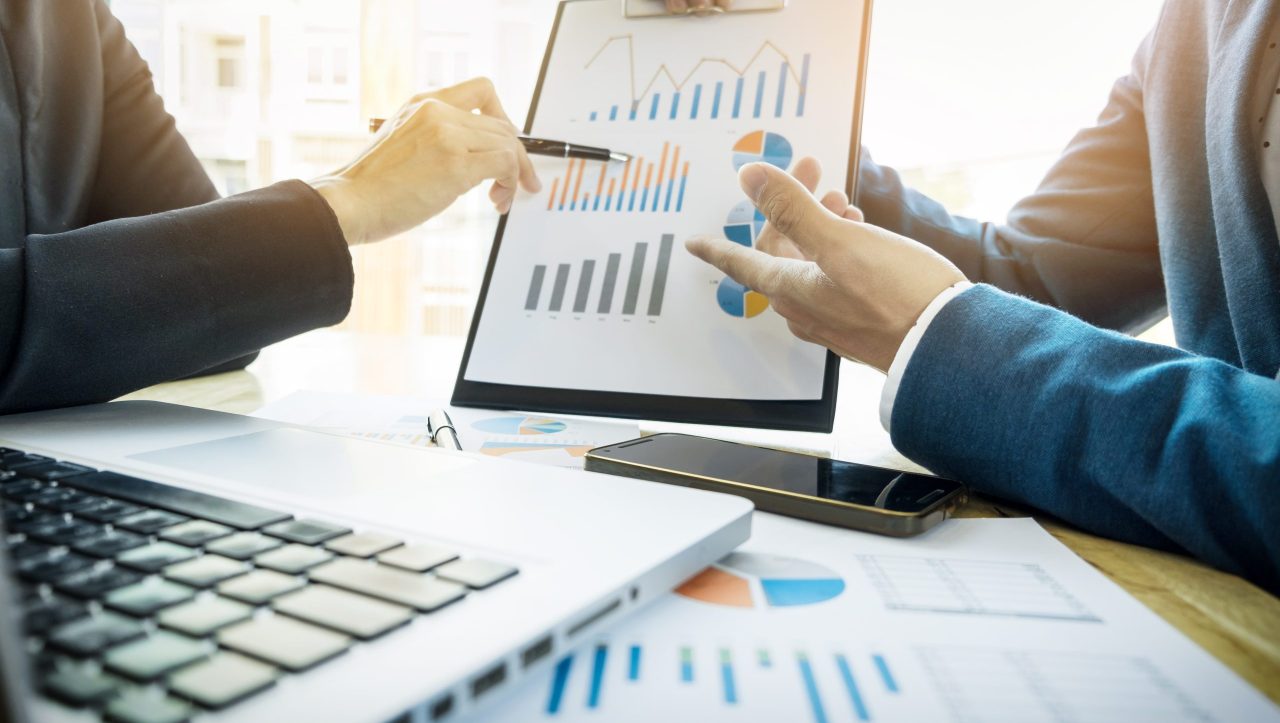 Digital marketing agency pushing vanity metrics in report